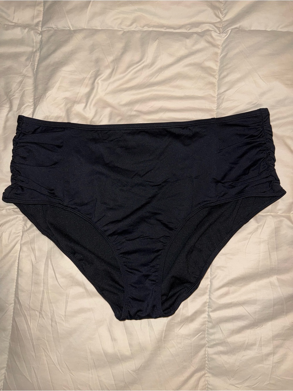 Women’s High Waist Swim Bottoms in Black